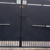 Automatic swing gate