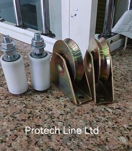 Galvanized steel V-groove sliding gate wheel with heavy-duty double roll bearing